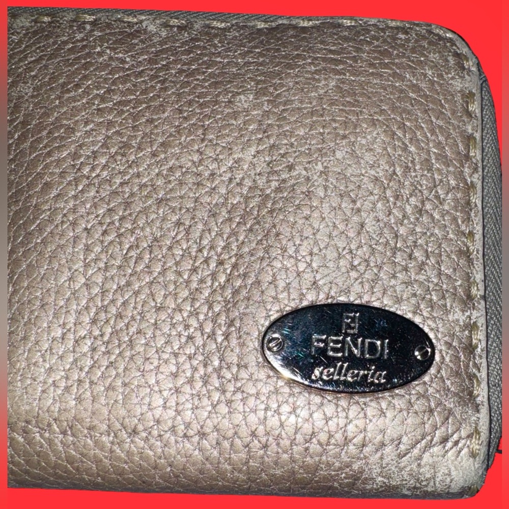 Fendi Zip Wallet - Picture 4 of 5